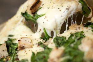 Garlic, Chicken, and Spinach White Pizza