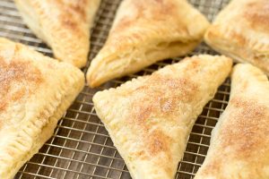 Puff Pastry Cinnamon Apple Turnovers