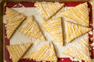 Cinnamon Spiced Pumpkin Scones