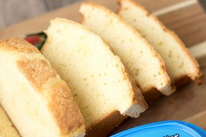 Vanilla Bean Sour Cream Pound Cake