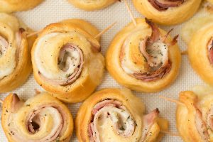 Garlic Ham and Swiss Pinwheels