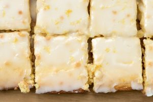 Vanilla Bean Lemon Bars