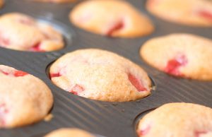 Mini Strawberry Muffins