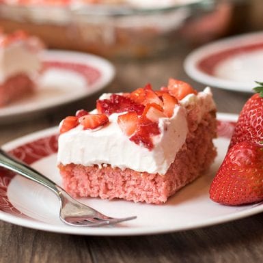 Give your sweet tooth a fresh twist with this Strawberries and Cream Cake.