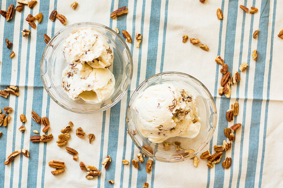 Cinnamon Butter Pecan No Churn Ice Cream