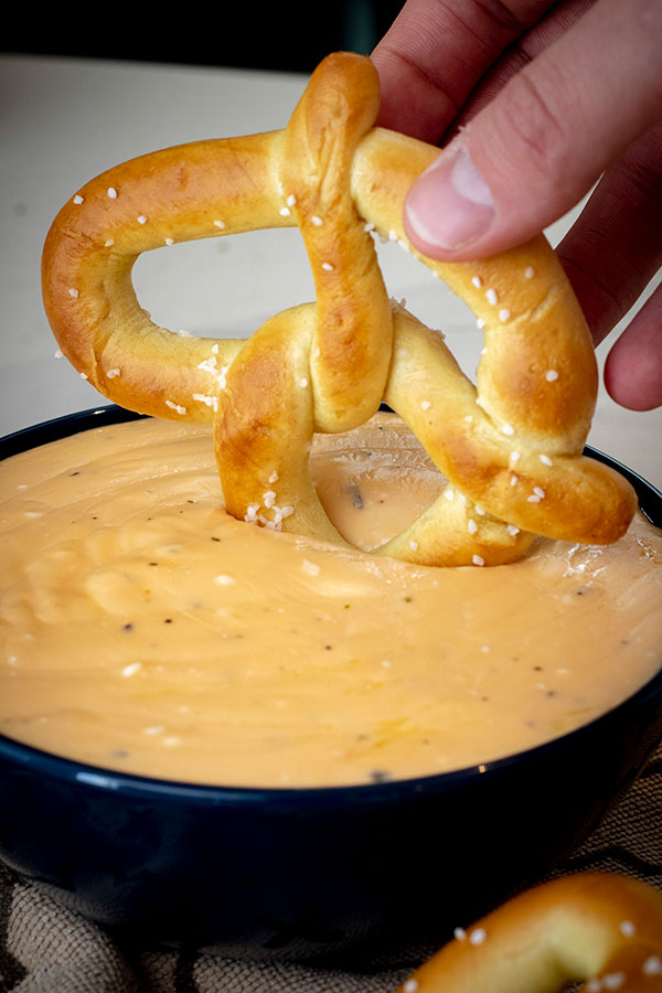 Garlicky Beer Cheese Dip