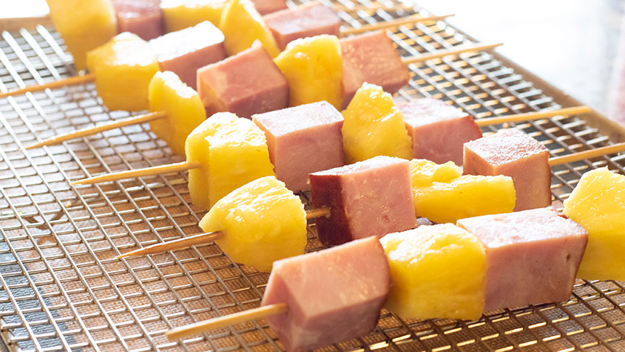 Oven Baked Ham and Pineapple Skewers