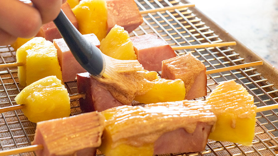 Oven Baked Ham and Pineapple Skewers
